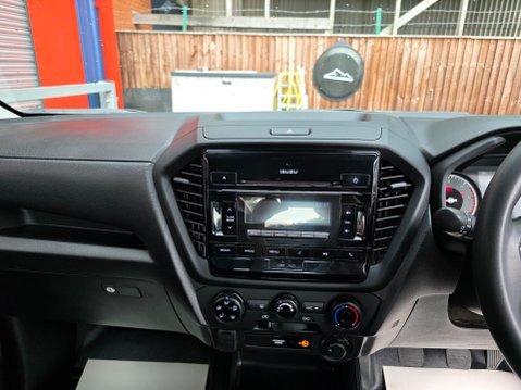 Isuzu D-Max UTILITY ECB 16