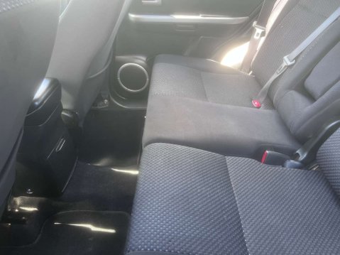 Suzuki Grand Vitara 1.9 DDiS SUV 5dr Diesel Manual 4WD Euro 4 (129 ps) 10