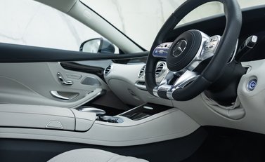 Mercedes-Benz S Class AMG S 63 Coupe 13