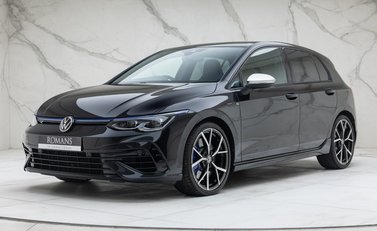 Volkswagen Golf R TSI 4MOTION 1