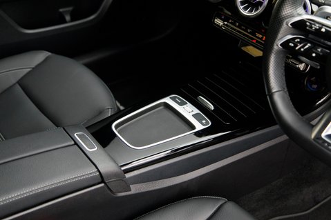 Mercedes-Benz A Class AMG A 35 4MATIC PREMIUM 42