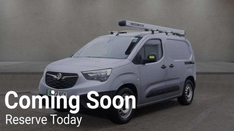 Vauxhall Combo Combo-e 2300 Dynamic 2