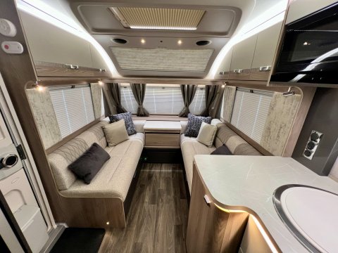 Swift Challenger Exclusive 560 SE 30