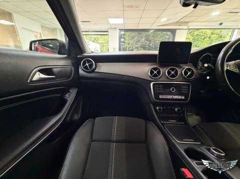 Mercedes-Benz GLA 1.6 GLA180 Urban Edition 7G-DCT Euro 6 (s/s) 5dr 50