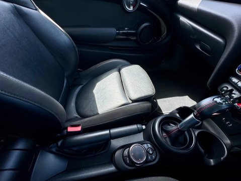 Mini Hatch COOPER S 49