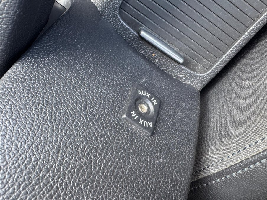 2012 Volkswagen Golf — image 16
