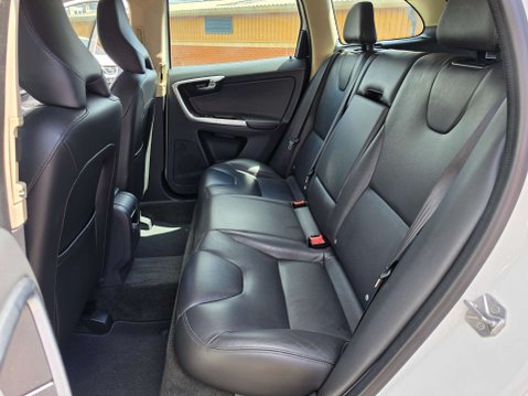 Volvo XC60 2.0 XC60 SE Luxury Nav D4 5dr 54