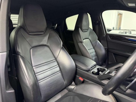 Porsche Cayenne 3.0 V6 E-Hybrid 14.1kWh Coupe 5dr Petrol Plug-in Hybrid TiptronicS 4WD Euro 27