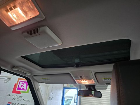 Land Rover Discovery 3.0 SD V6 HSE Auto 4WD Euro 5 5dr 25