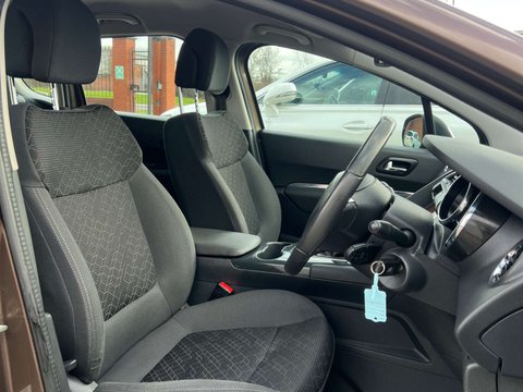 Peugeot 3008 1.6 3008 Active HDi 5dr 13