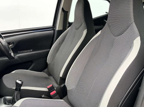 Toyota Aygo 1.0 Aygo X-Play TSS VVT-i 5dr 45