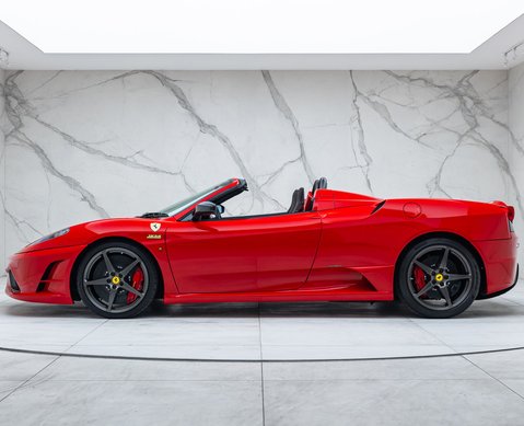 Ferrari 430 Scuderia SPIDER 16M