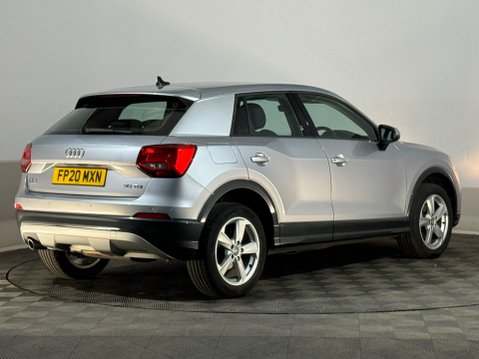 Audi Q2 TDI SPORT 6