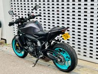 Yamaha MT-09 MT-09 (MTN890) 24 25