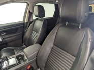 Land Rover Discovery Sport 2.0 Discovery Sport SE D Auto 4WD 5dr 37