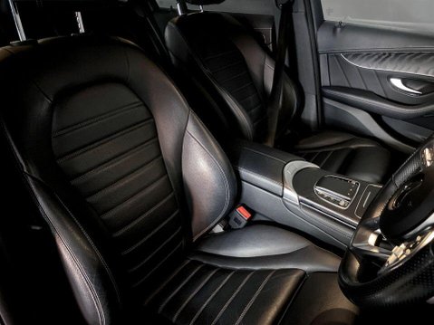 Mercedes-Benz GLC 2.0 GLC300d AMG Line (Premium) Coupe 5dr Diesel G-Tronic+ 4MATIC Euro 6 (s/ 11