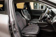 Renault Captur TECHNO E-TECH 37