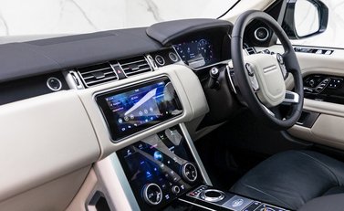 Land Rover Range Rover 5.0 Autobiography 16