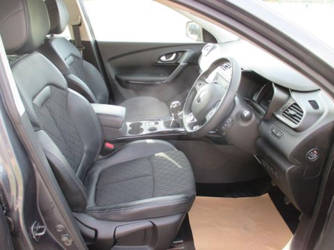 Renault Kadjar 1.3 TCe Iconic Euro 6 (s/s) 5dr 24
