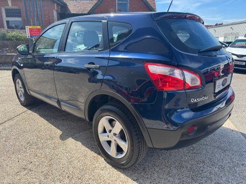 Nissan Qashqai 1.6 VISIA 7