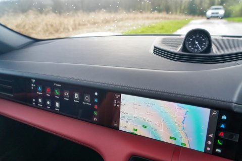 Porsche Taycan Performance Plus 93.4kWh 13