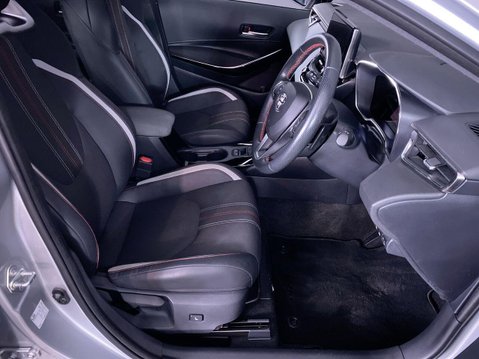Toyota Corolla 2.0 VVT-h GR SPORT Touring Sports 5dr Petrol Hybrid CVT Euro 6 (s/s) (196 p 15