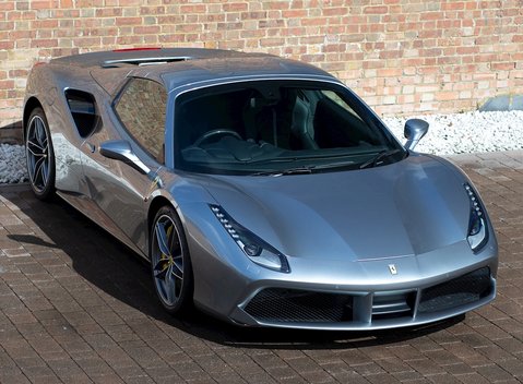 Ferrari 488 Spider 9
