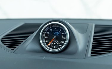 Porsche Macan GTS 19