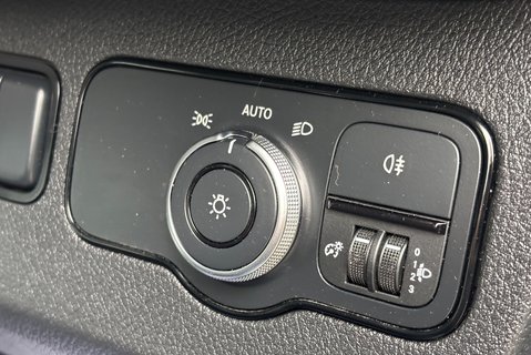 Mercedes-Benz Sprinter 314 Cdi Lwb 9g-Tronic Dropside Truck with Air Con 25