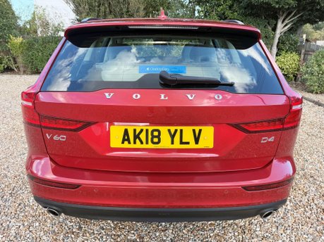 Volvo V60 2.0 D4 Momentum Pro Auto Euro 6 (s/s) 5dr 9