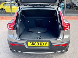 Volvo XC40 2.0 XC40 Inscription Pro T4 Auto 5dr 66