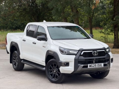 Toyota Hilux 2.8 Hilux Invincible X MHEV 4WD A 4WD 4dr 11