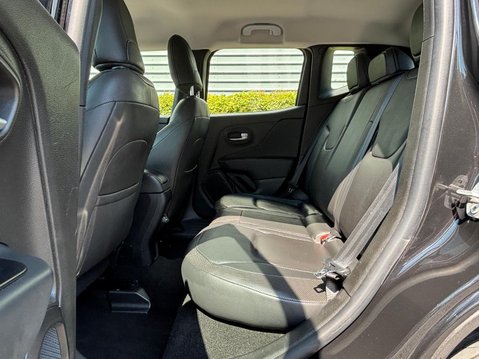 Jeep Renegade LIMITED 28