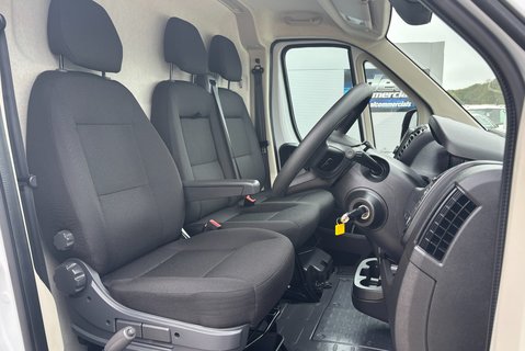 Citroen Relay 35 L3H3 140 ps Enterprise Panel Van 4