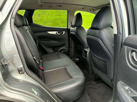 Nissan Qashqai 1.5 Qashqai Tekna dCi 5dr 11