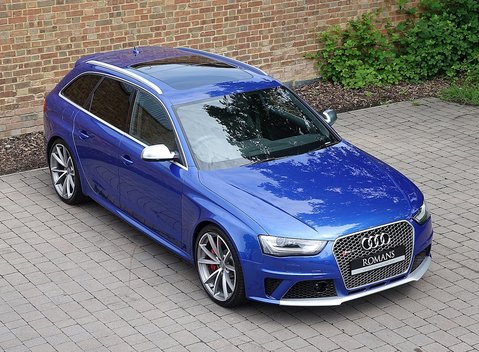 Audi RS4 Avant 3
