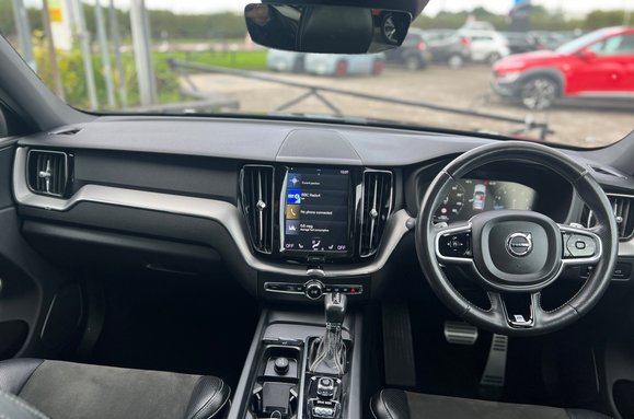 Volvo XC60 T5 R-DESIGN AWD PETROL AUTO 34