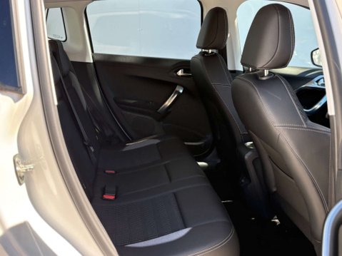 Peugeot 2008 1.2 2008 Allure Semi-Auto 5dr 15
