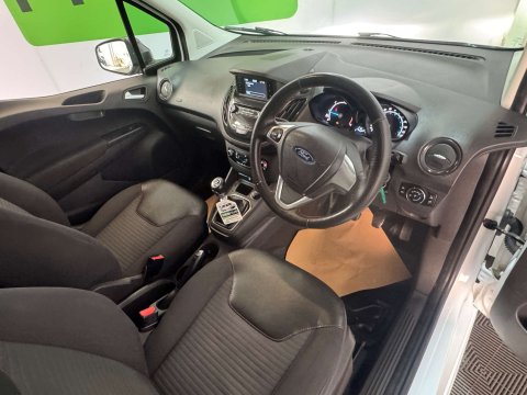 Ford Transit Courier 1.5 Transit Courier Sport TDCi 2