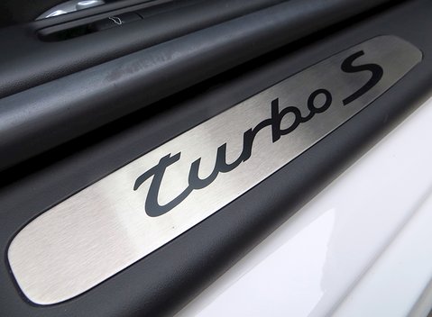 Porsche 911 (997) Turbo S 4