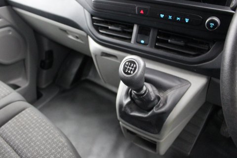 Ford Transit Custom 2.0 EcoBlue Trend L1 H1 110 ps 31