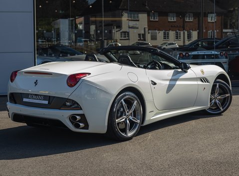 Ferrari California 30 4
