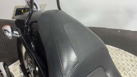 Harley-Davidson Dyna FXDF FAT BOB 2010 17K MOT SERVICED 1584 CRUISER BIKE 52