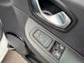 Renault Clio 0.9 Clio Iconic TCe 5dr 38