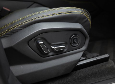 Lamborghini Urus S 17