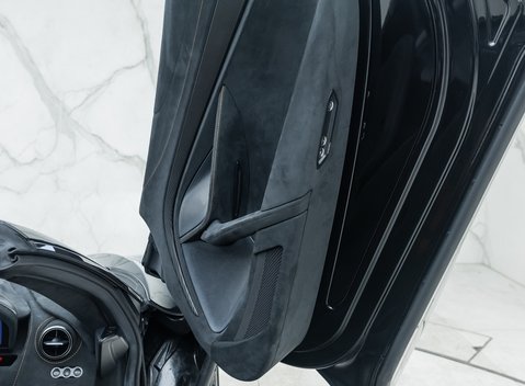 McLaren 765LT Spider 32