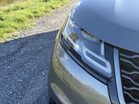 Land Rover Range Rover Velar R-DYNAMIC SE 8