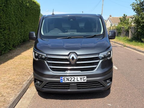 Renault Trafic 2.0 dCi Blue LL30 Sport L2 H1 Euro 6 (s/s) 5dr 7