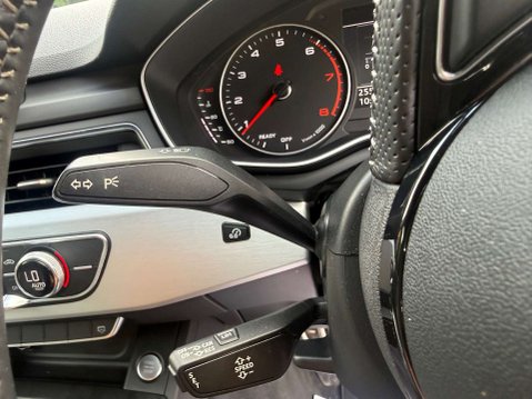 Audi A4 2.0 A4 S Line TFSI Semi-Auto 4dr 37