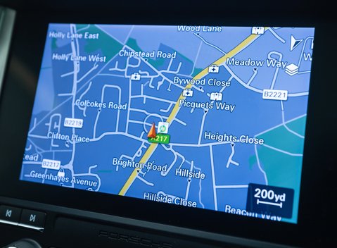 Porsche Macan TURBO 24